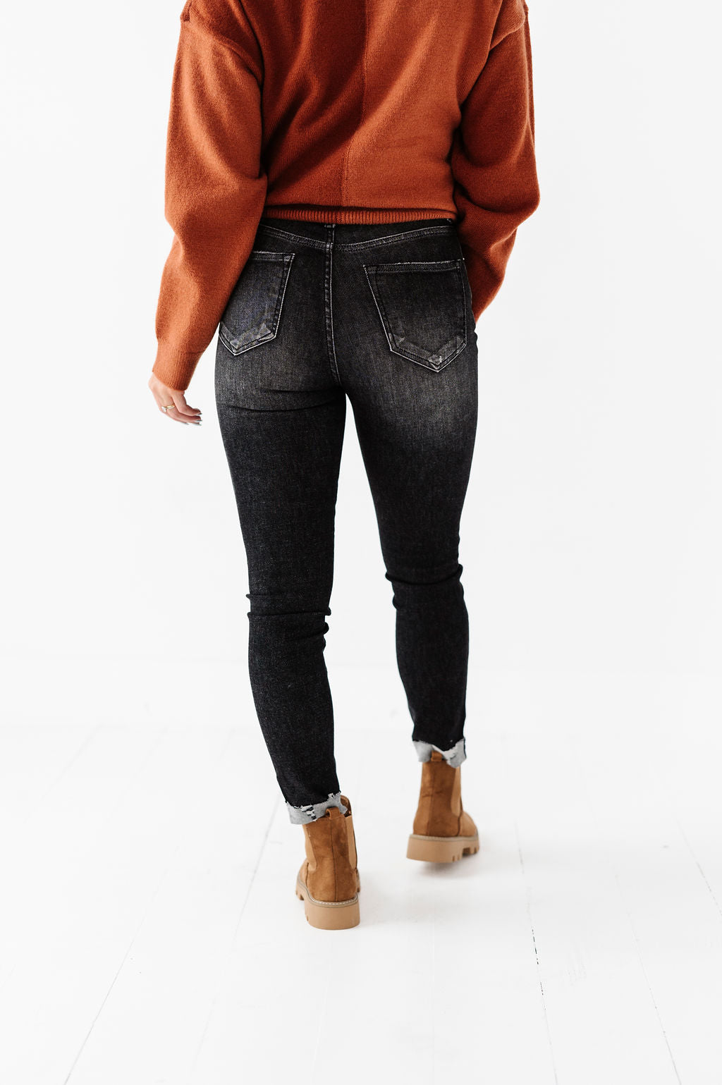 Neveah Skinny Jeans