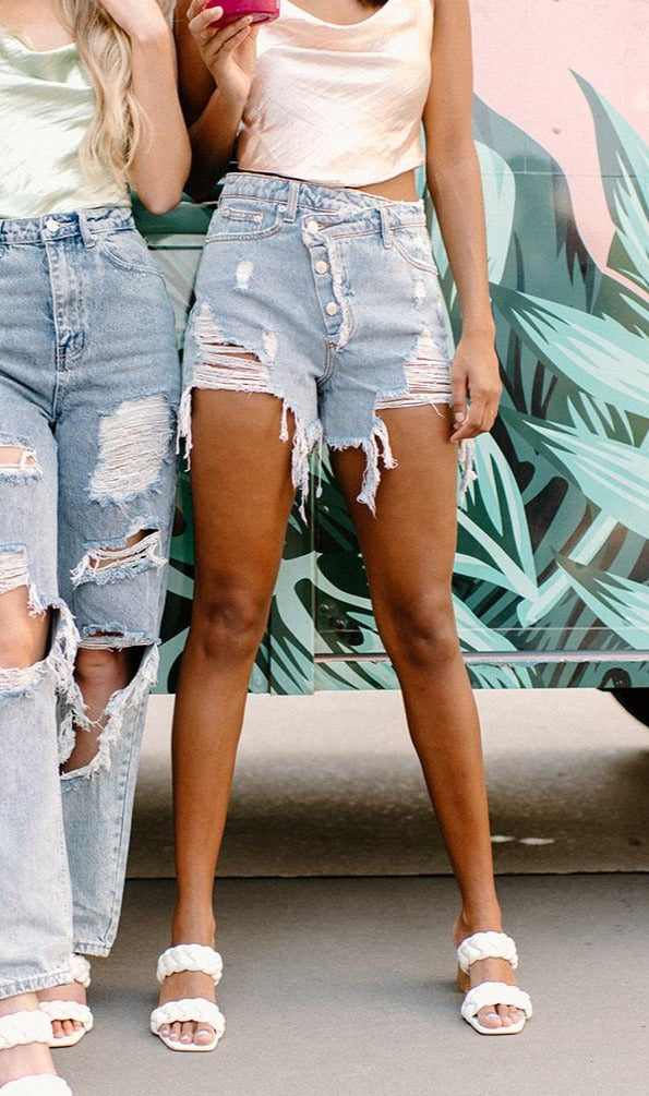 cross waist denim shorts