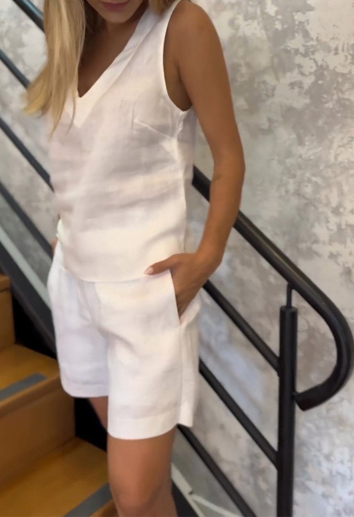 V-neck Sleeveless Vest and Shorts Suit