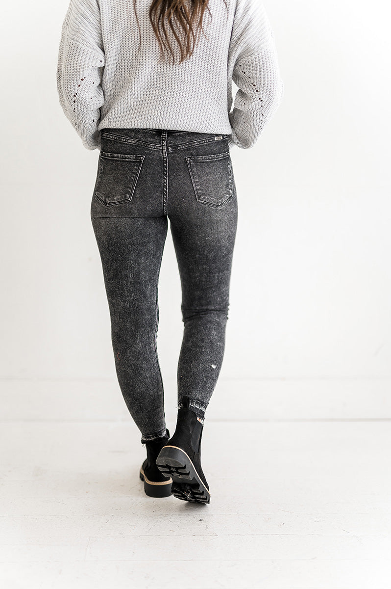 Toby High Waisted Ankle Skinny Jeans - Kancan - Size 1 Left