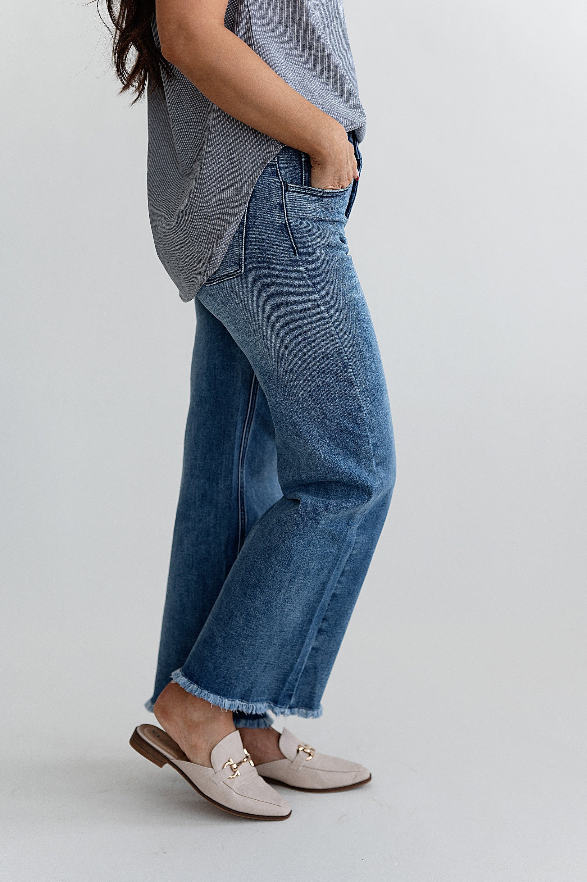 Kara Wide Leg Jean - Size 26/5 Left